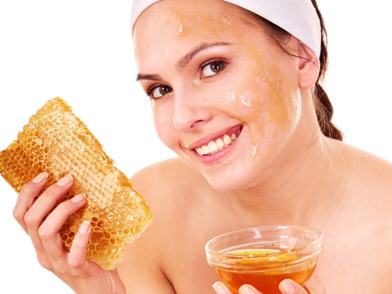 honey for a refreshing mask